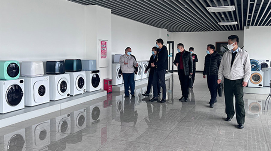 分享交流！鶴山市領(lǐng)導(dǎo)以及書記一同到訪金環(huán)電器