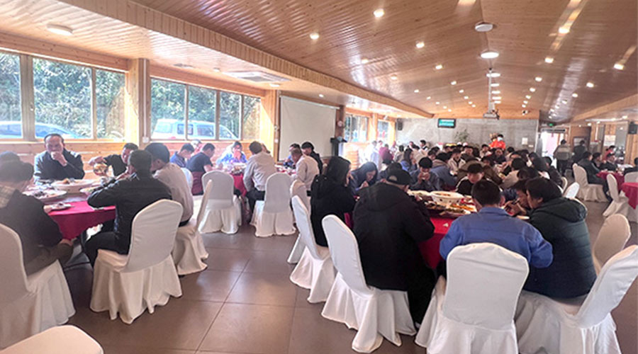 金環(huán)電器開工宴！吃飽喝足加油干迎戰(zhàn)2023！