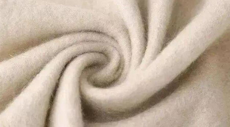 衣服護(hù)理常識：羊毛衣服熨燙適宜溫度是多少