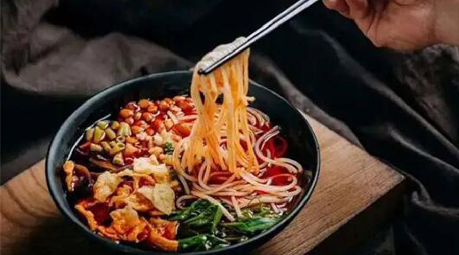 吃螺螄粉衣服上有味道如何快速解決！滾筒衣服烘干機(jī)有辦法